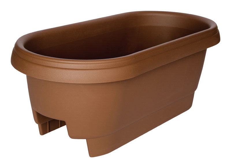 buy planters & pots at cheap rate in bulk. wholesale & retail garden maintenance tools store.
