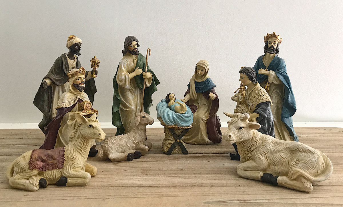 Heartland Valley G125983 Christmas Village Nativity Set, 11 Piece