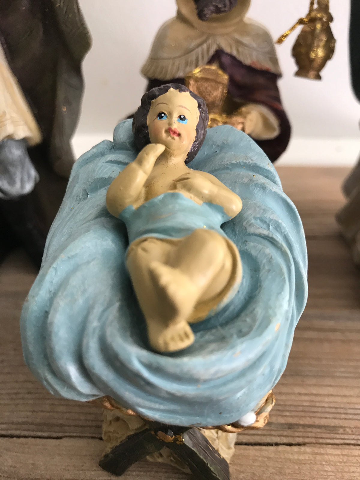 Heartland Valley G125983 Christmas Village Nativity Set, 11 Piece