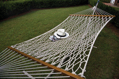 buy outdoor hammocks, stands & accessories at cheap rate in bulk. wholesale & retail outdoor living products store.
