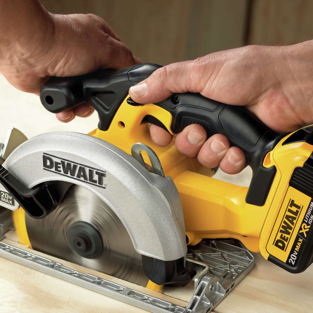 DeWalt DCS391B Max Li-Ion Circular Saw - 20 Volt