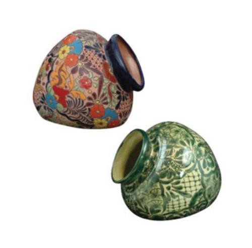 buy planters & pots at cheap rate in bulk. wholesale & retail farm maintenance supplies store.