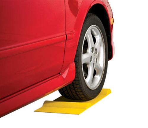 buy car & truck floor mats at cheap rate in bulk. wholesale & retail automotive repair supplies store.