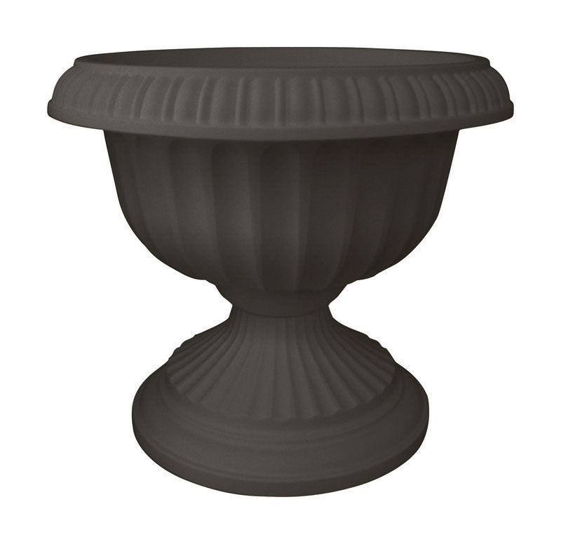 buy plant pots at cheap rate in bulk. wholesale & retail garden edging & fencing store.