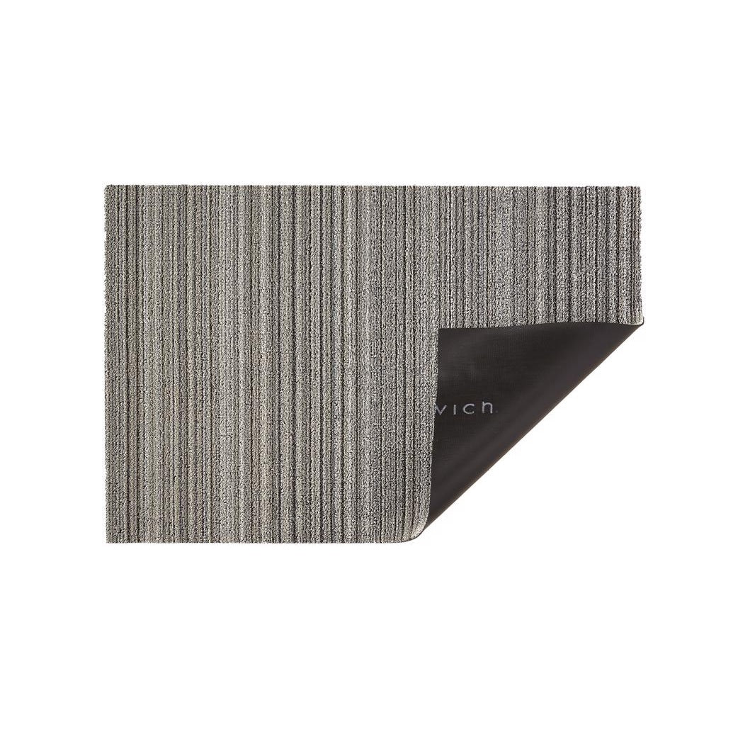Chilewich 200133-001 Skinny Stripe Residential Utility Mat, Gray/White