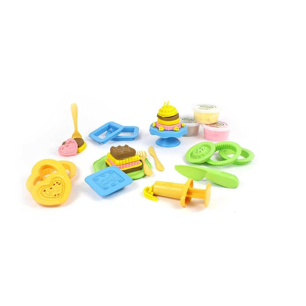 Green Toys DCM1-1243 Cake Maker Dough Set