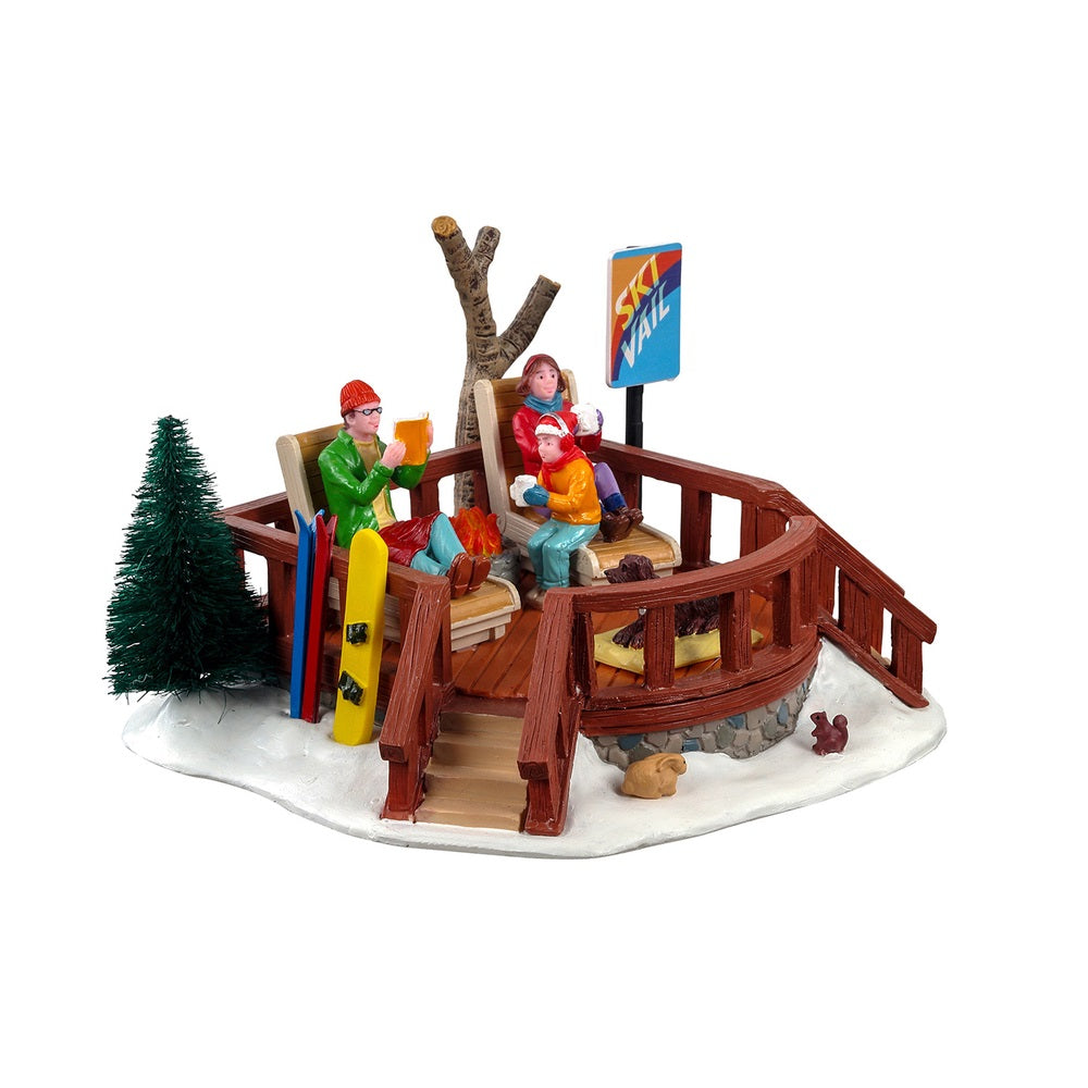 Lemax 13558 Sun On The Slopes Christmas Village, Multicolor