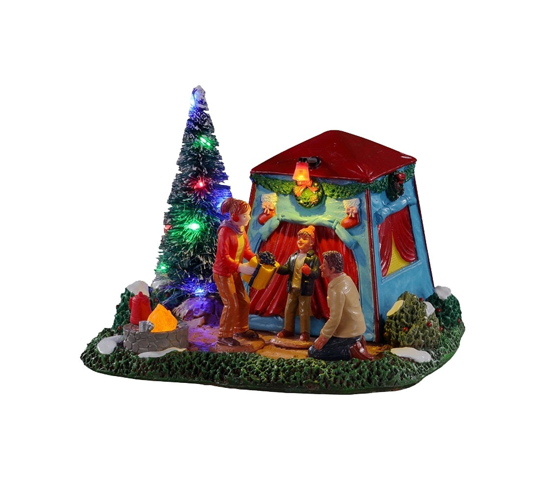 Lemax 14840 The Festive Outdoors Figurine with Battery, 4.5 Volts