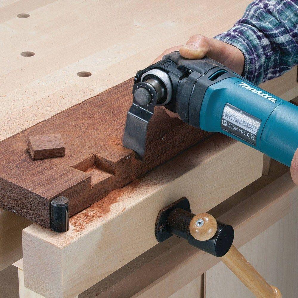 Makita TM3010CX1 Variable Speed Oscillating Multi-Tool Kit, 3 AMP