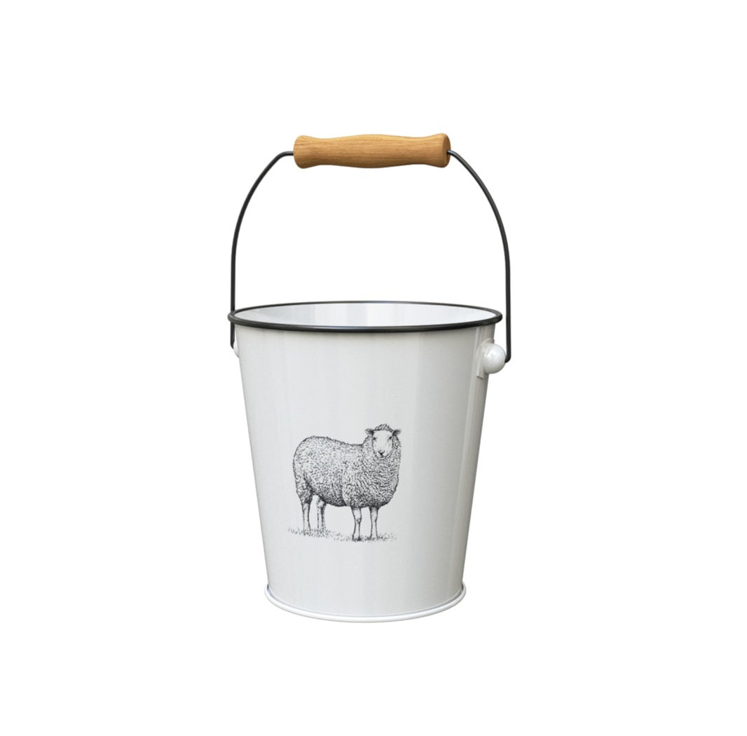 Panacea 82615 Milkhouse Animals Planter, Steel