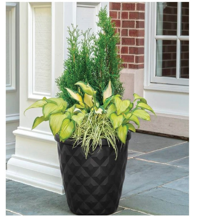 buy planters & pots at cheap rate in bulk. wholesale & retail farm and gardening supplies store.