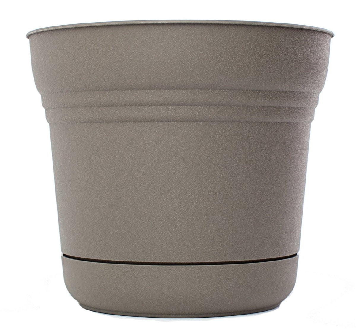 buy planters & pots at cheap rate in bulk. wholesale & retail landscape supplies & farm fencing store.