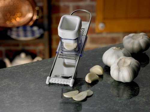 buy fruit & vegetable tools at cheap rate in bulk. wholesale & retail kitchen materials store.