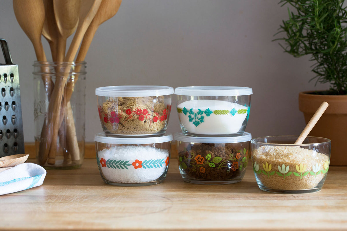 buy food containers at cheap rate in bulk. wholesale & retail kitchen equipments & tools store.