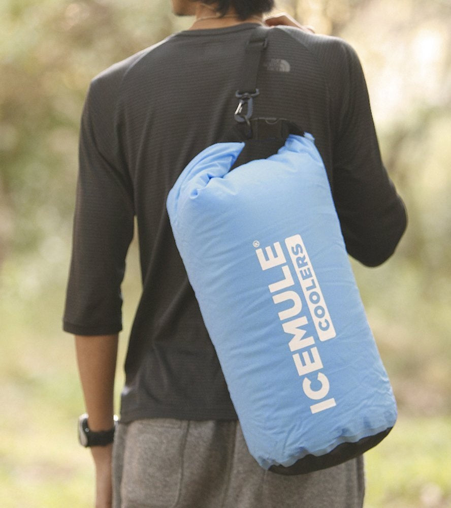 buy marine coolers and jugs at cheap rate in bulk. wholesale & retail sporting supplies store.
