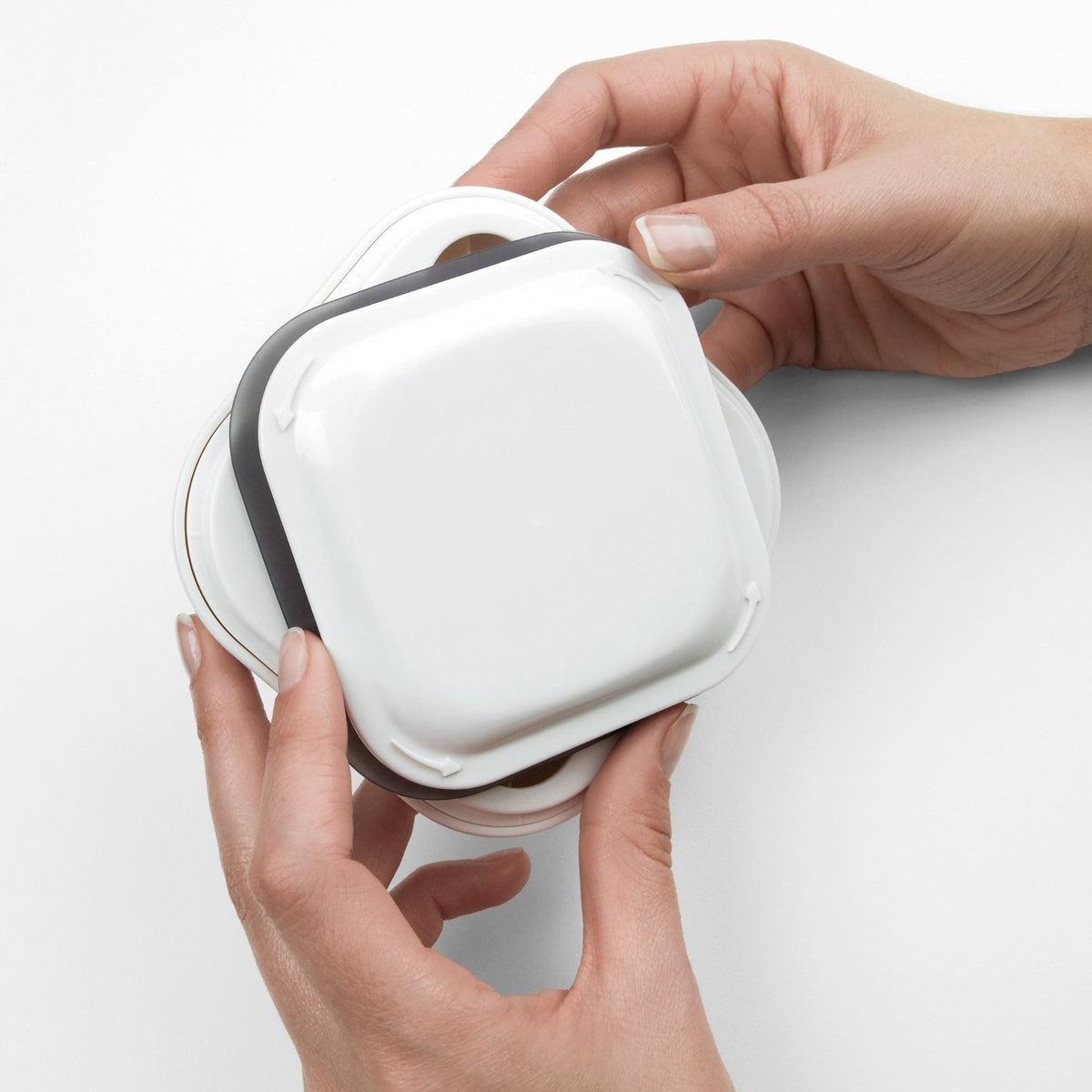 buy food containers at cheap rate in bulk. wholesale & retail bulk kitchen supplies store.