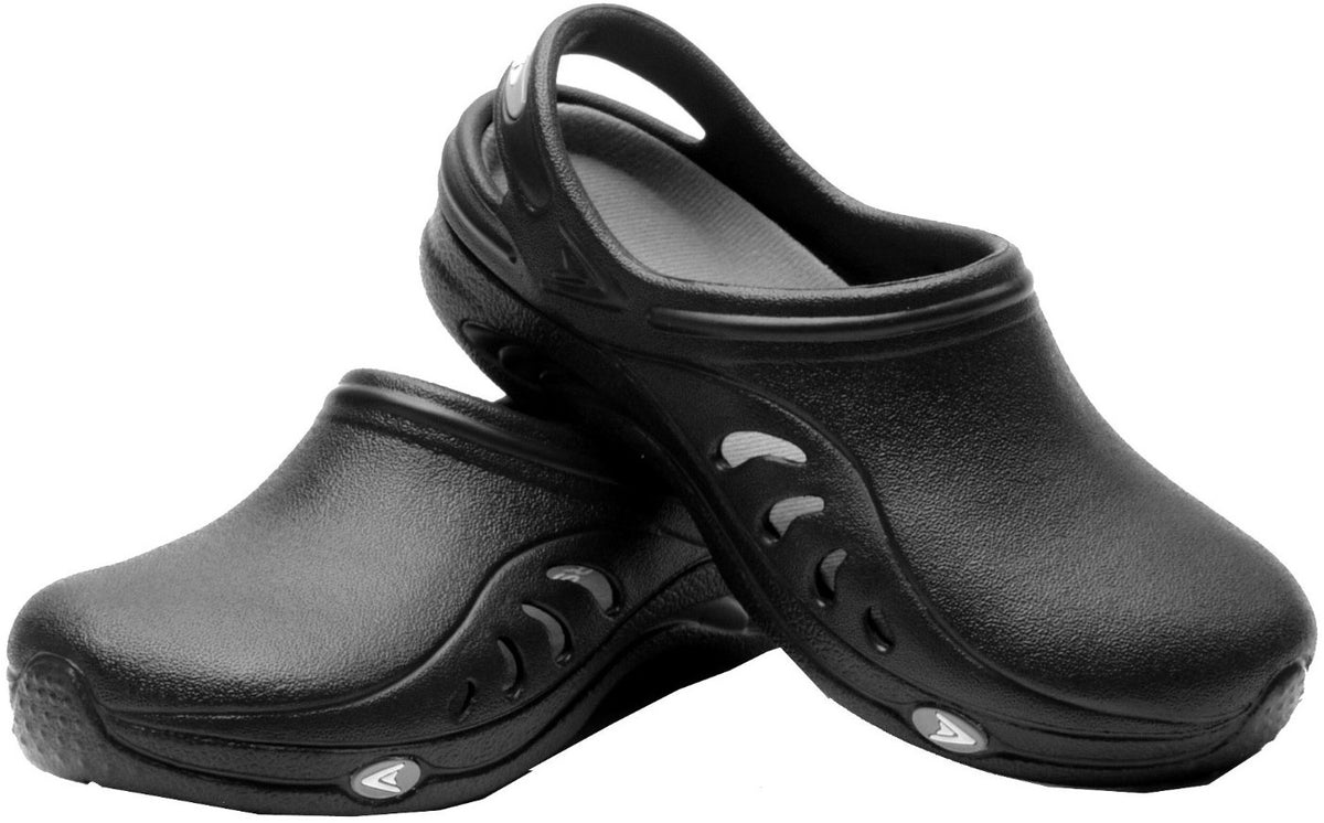 buy garden clogs at cheap rate in bulk. wholesale & retail lawn care products store.