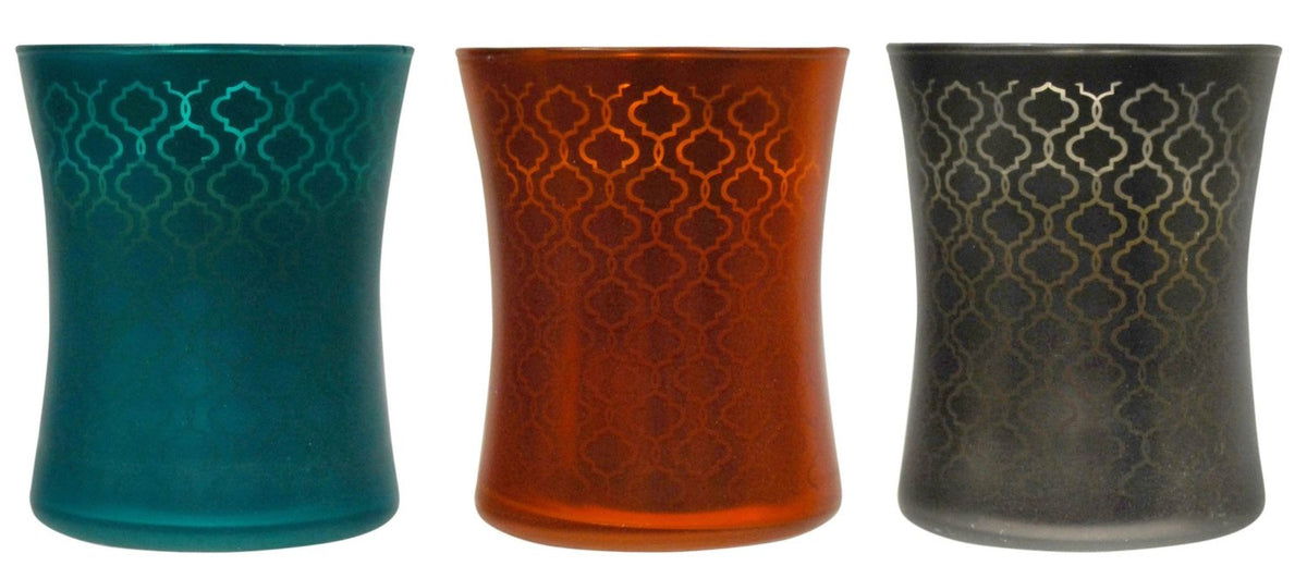 buy decorative candles at cheap rate in bulk. wholesale & retail household emergency lighting store.