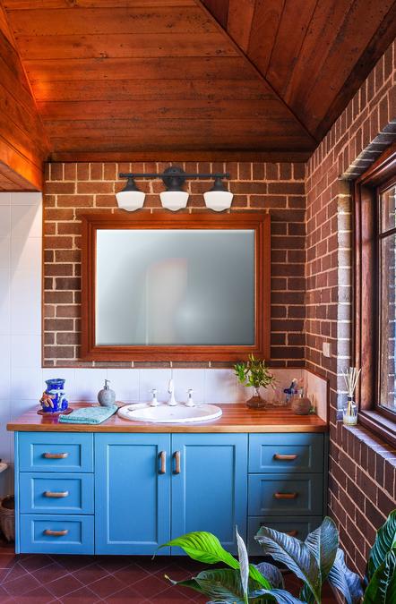 buy wall mount light fixtures at cheap rate in bulk. wholesale & retail lamp replacement parts store. home décor ideas, maintenance, repair replacement parts