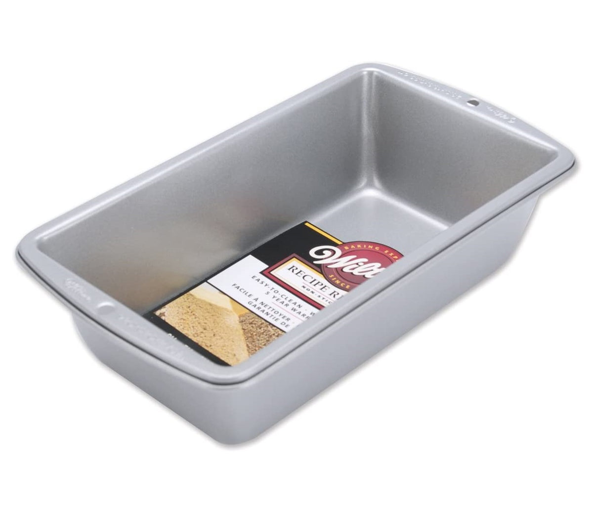 Wilton 191003160 Recipe Right Large Loaf Pan, 9-1/4 inch x 5-1/4 inch