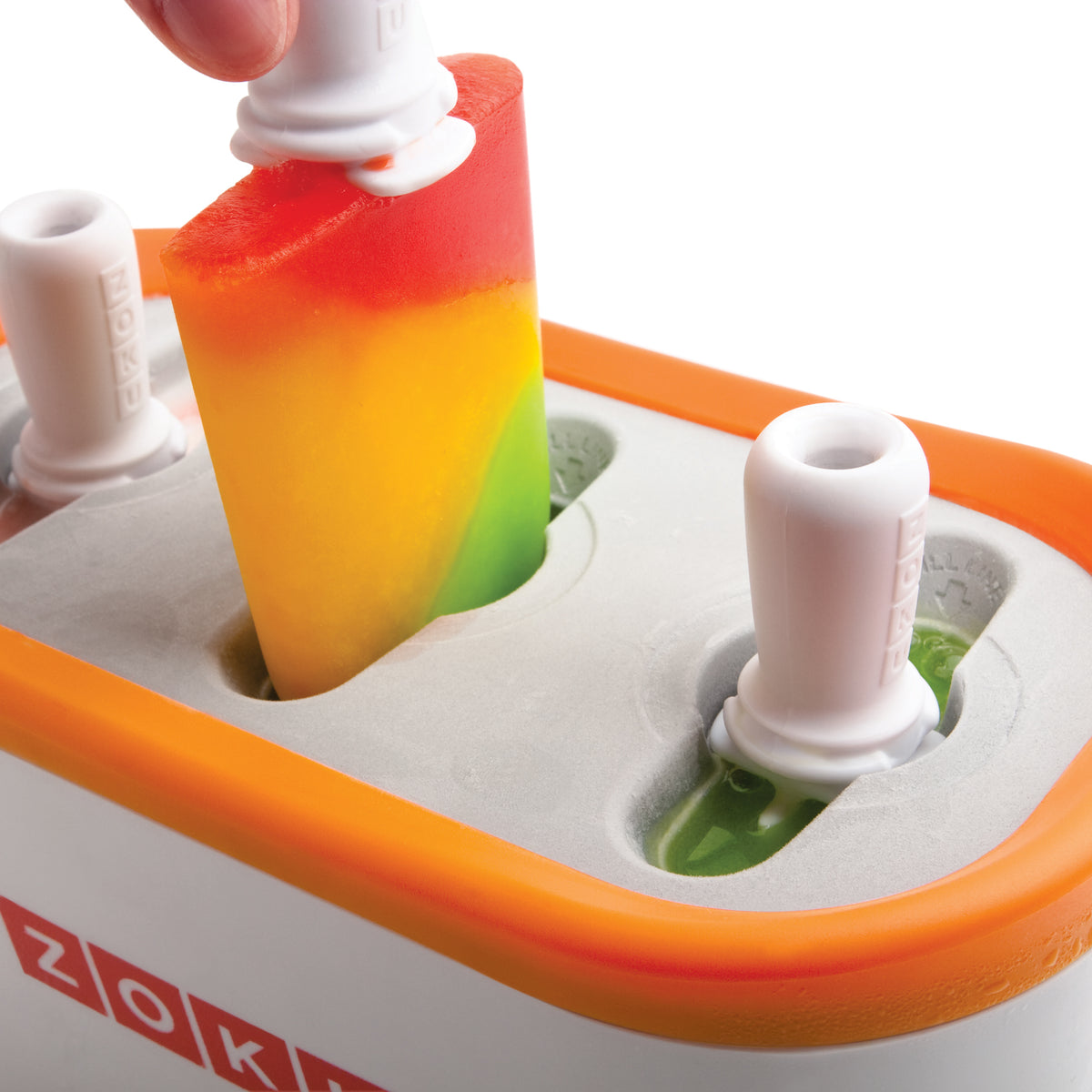 buy ice cube molds & trays at cheap rate in bulk. wholesale & retail kitchen goods & essentials store.